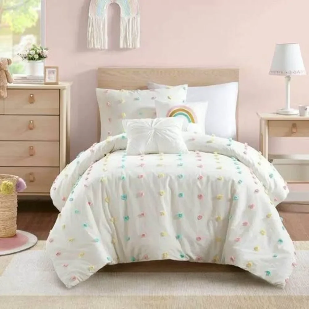 4 Piece Twin/Twin XL Comforter Set Urban Habitat Pom Pom Design NEW